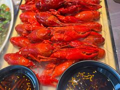 -肥肥虾庄·金牌油焖大虾(汉口城市广场店)