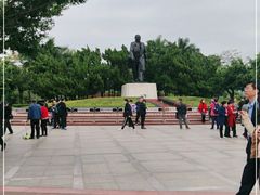 -荔枝公园-小平画像广场