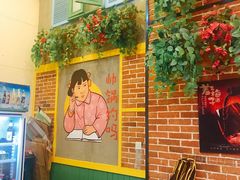 -钢管厂五区小郡肝串串香(奥克斯广场锦城万达店)