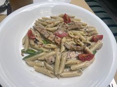 黑松露奶油鸡肉通心面-Magnet磁食(愚园路店)