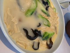 -汤城小厨•粤菜•靓汤(金宝街店)