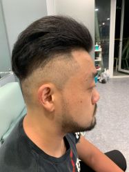 点击看大图 -15C7 男士理发馆 烫染专业店