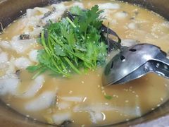 -九门寨石锅鱼烤鱼