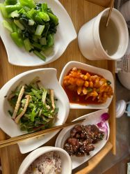 -卓玥国际月子会所(罗山路店)