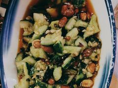 -霄汉牛三鲜湖北砂锅菜(万松园2店)