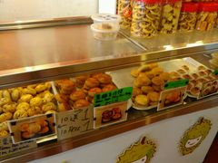-天品味 一口吃榴莲泡芙