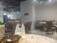 大堂-凤凰路何眼镜香辣蟹(花果园店)