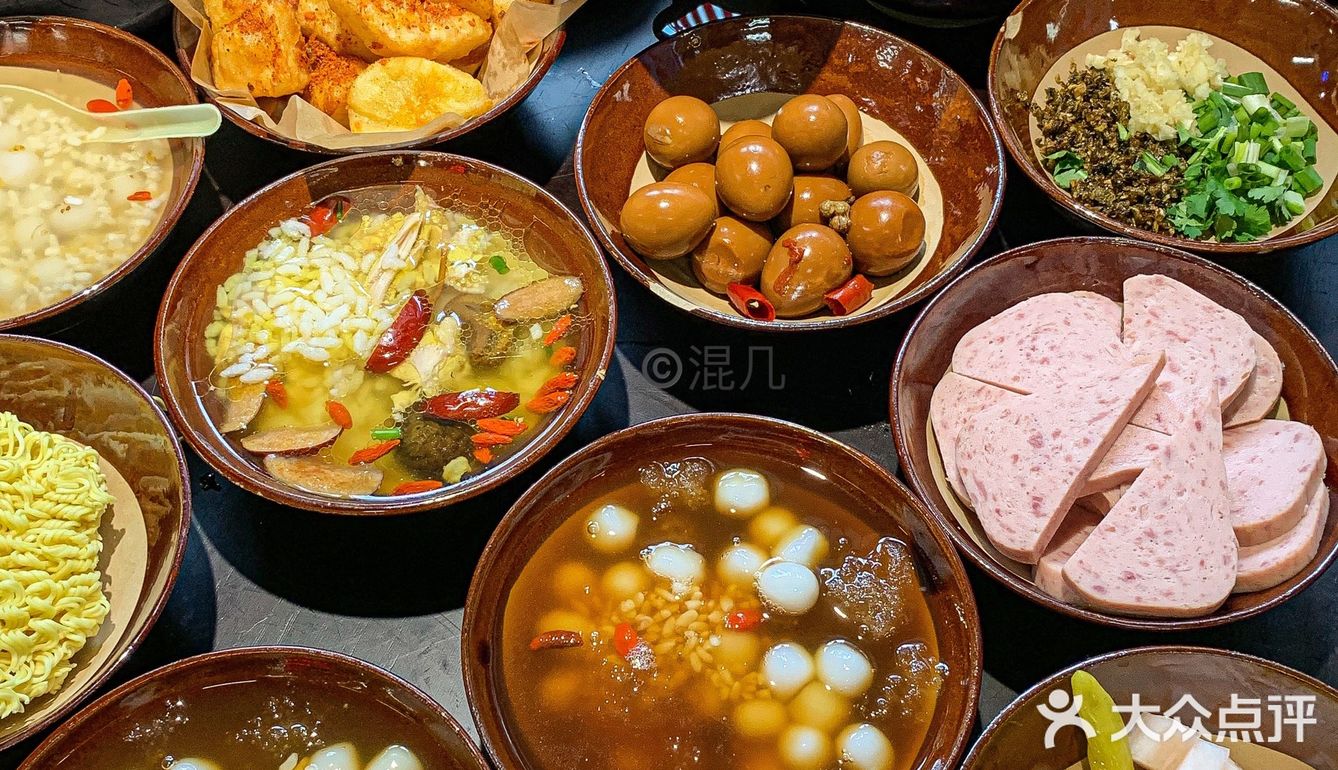 深圳探店|在80年代老房里吃成都爆🔥烧鸡公