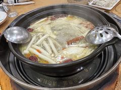 -濠轩阁特色生蚝火锅(水湾路店)