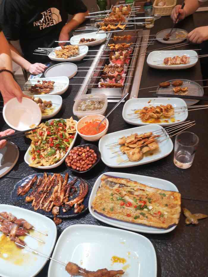 三石东北烧烤·老北京铜火锅-"在微信看到店家搞打折活动赶紧来尝尝.