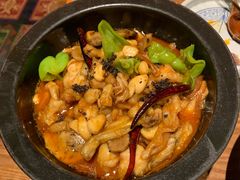 -云海肴·汽锅鸡·云南菜(天山百盛优客店)