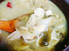 -周鱼小馆石锅酸菜鱼(活力汇店)