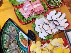 -民食香·腊排骨野生菌美食(木府店)