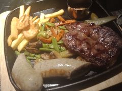 -半秋山西餐厅(巴南万达广场店)