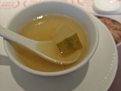 -顺风汤馆·广府粤菜(江宸天街店)