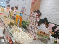 -百品聚旋转火锅(万德庄店)