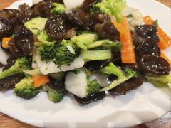 -添福来墨鱼饺子 · 海鲜东北菜(泡崖店)