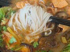 -柳大厨螺蛳粉(人民路总店)