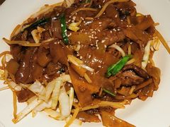 -新大咀港式茶餐厅(宝山万达店)
