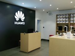 -华为授权体验店(万航渡路)