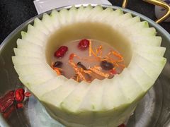 -得意咚瓜·顺德鱼生·冬瓜火锅(深圳首店)