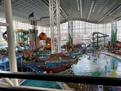 -四季贵州·山地温泉水世界