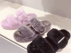 -UGG(燕莎奥特莱斯购物中心店)