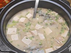 -土砂锅生态山庄·非遗砂锅雅鱼