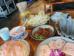 -城墙拐拐火锅(三峡广场黑金冠店)