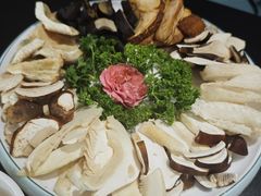 -野菌皇海景野生菌火锅(滨海大道店)