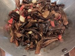 -黄泥岗·地道湖北菜(奥特莱斯店)