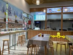 -老前童小吃(北明程路店)