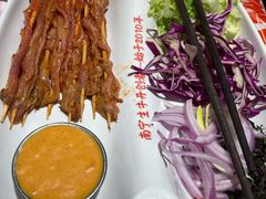-威记烧嘢·南宁烧烤·超级生牛(绿地店)