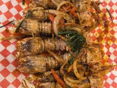 -覃记海鲜美食餐厅