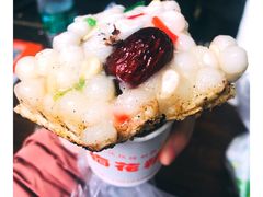 豆沙馅梅花糕-瞻园面馆鸭血粉丝汤(老门东店)