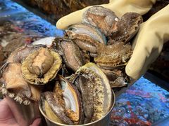 -雍容荟帝王蟹活龙虾展台自助(IFS黑金店)
