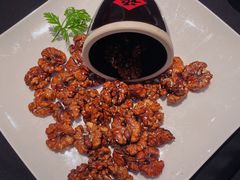 琥珀核桃-RIVIERA 松鹤楼(外滩店)