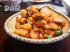 -万重锦·人文川菜馆(骡马市店)