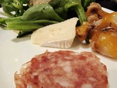 -圣丰索菲特·2 On 988 Café 自助餐厅