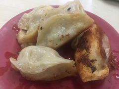 -黄阿姨锅贴大王(万航渡路店)