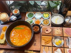 -银米·云南传统过桥米线(双廊黑金冠店)