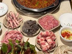 -九尺赵老四鲜鹅肠火锅