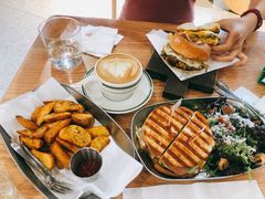 俱乐部贝果-Catch Bagel(芳草地店)