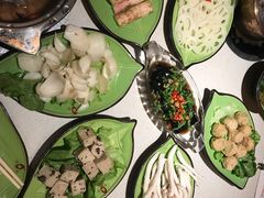 -一叶一世界·素食餐厅(锦华万达店)