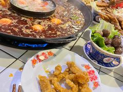 -财二舅火锅招待所