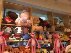 -夏雪儿潮流生活馆(成都西华大学店)