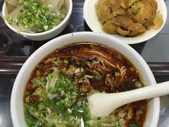 -牛一嘴·兰州牛肉面·大盘鸡(财富中心店)