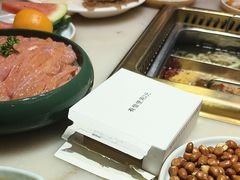 -巴渝瓦肆重庆鲜火锅(宝龙环湖店)