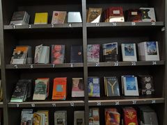 -钟书阁(松江泰晤士小镇店)