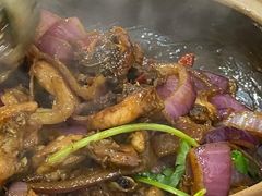 -胡须佬鸡煲四季火锅店(石厦西村直营店)